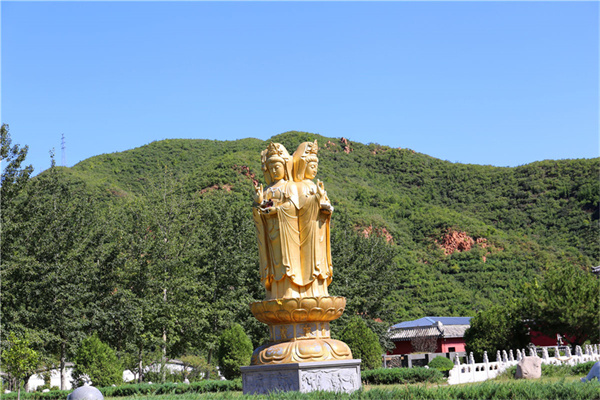 门头沟万佛华侨陵园墓地大概多少钱