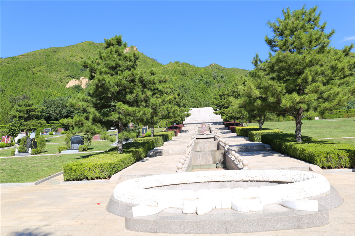 八达岭人民公墓墓地报价-2