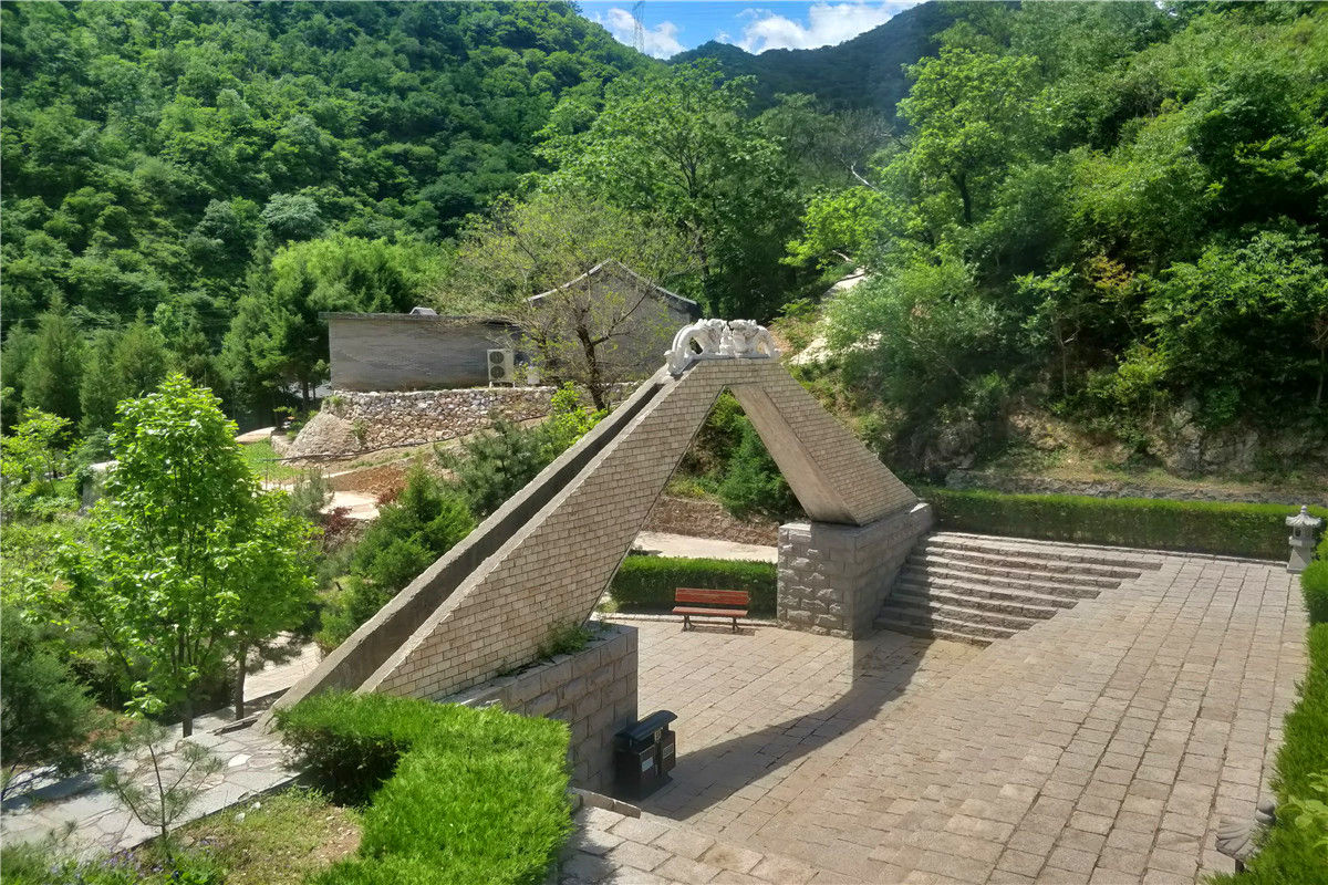 北京炎黄陵园价格表大全