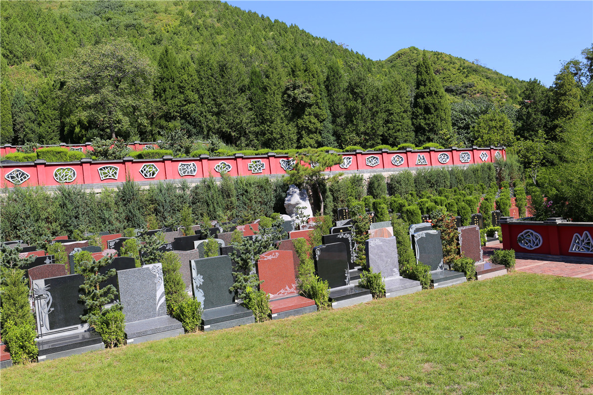 2023惠灵山陵园价格