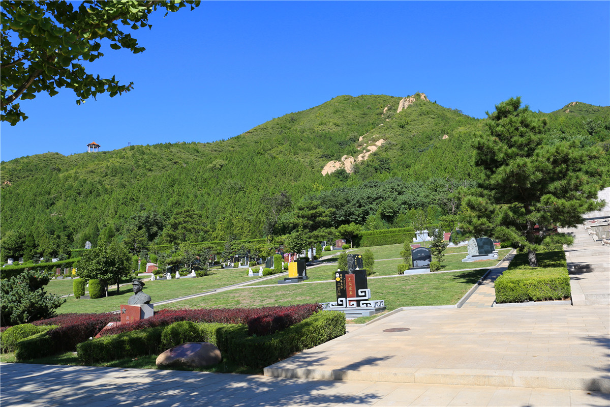 北京惠灵山陵园墓地价格表