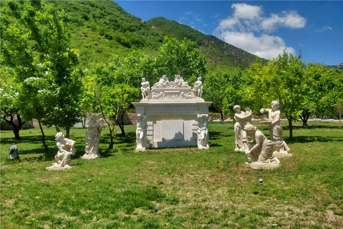 八宝山人民园陵园公墓价格表最新