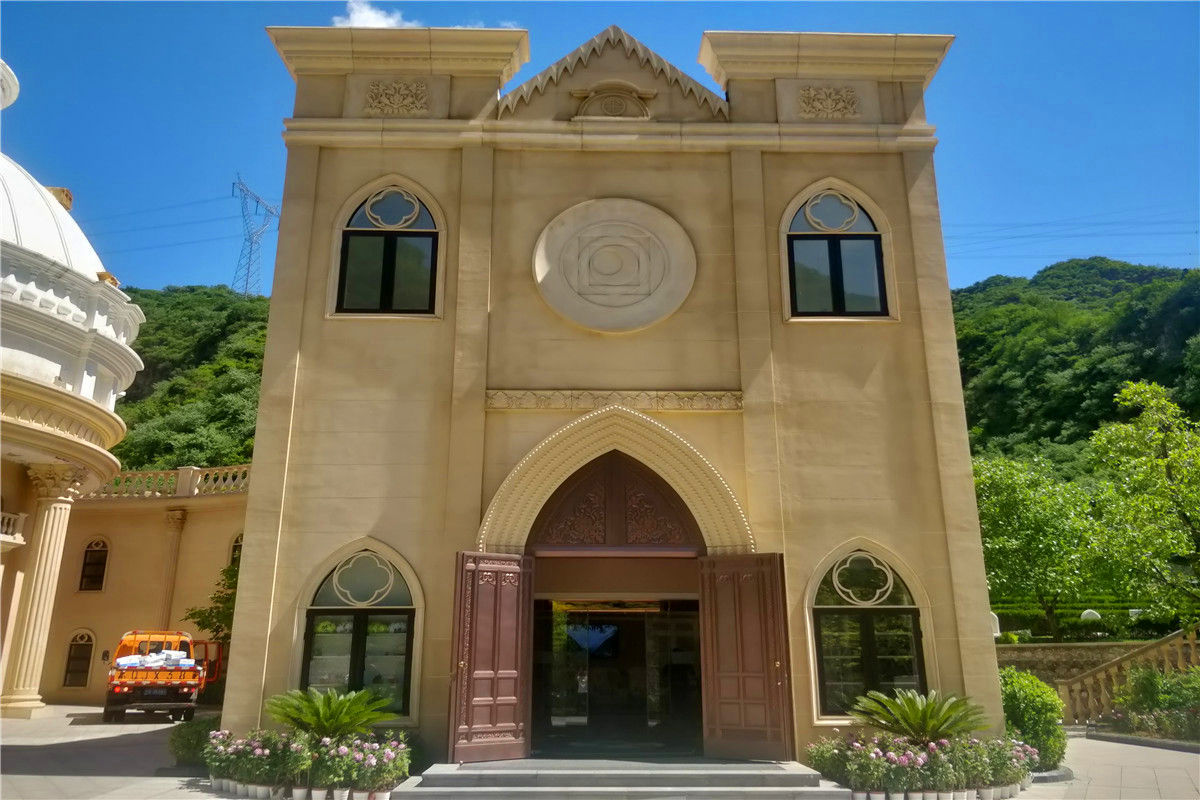 凤凰山陵园骨灰墙价格